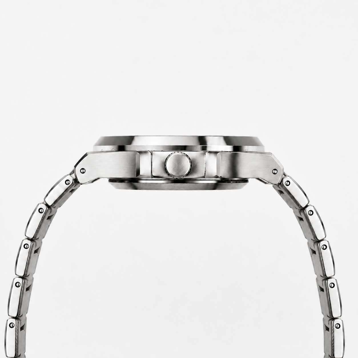AXEL ROYAL: SILVER