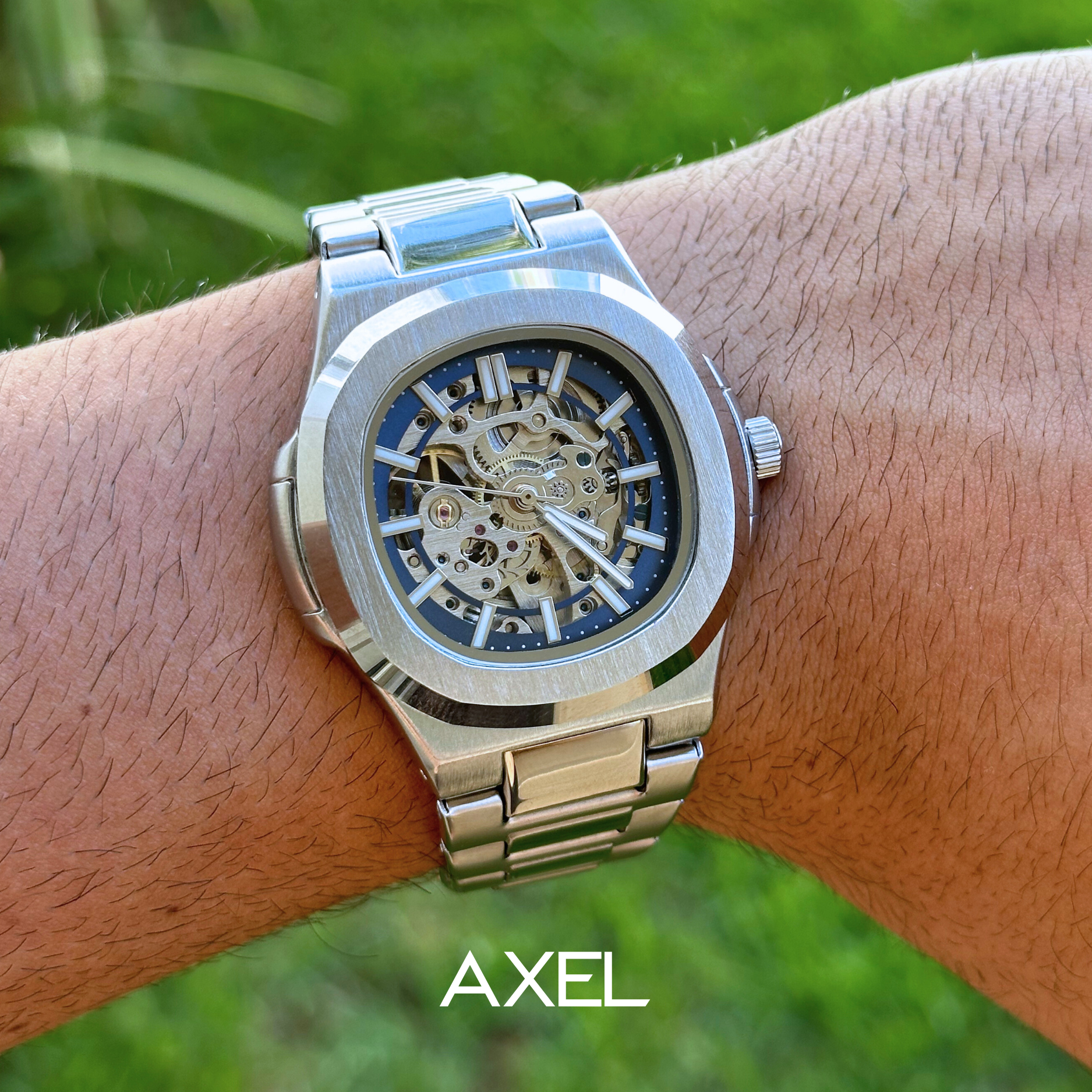 AXEL ROYAL: SILVER